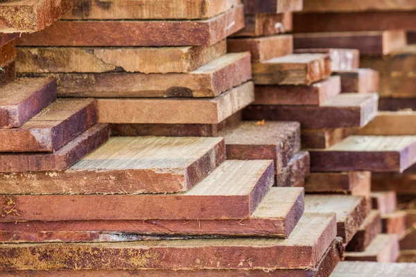 Högen med log — Stockfoto