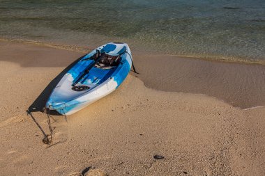 karyak op zand strand 