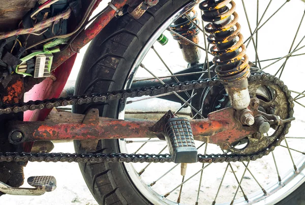 Primo piano della vecchia moto — Foto Stock