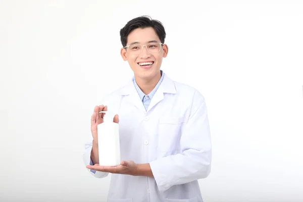 Asiatisk Ung Stilig Medicinsk Plantskola Personal Läkare Blus Rock Isolerad — Stockfoto