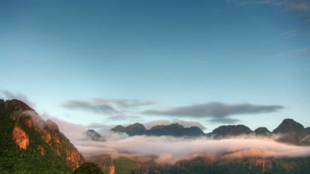 Manhã nas montanhas lapso de tempo — Vídeo de Stock