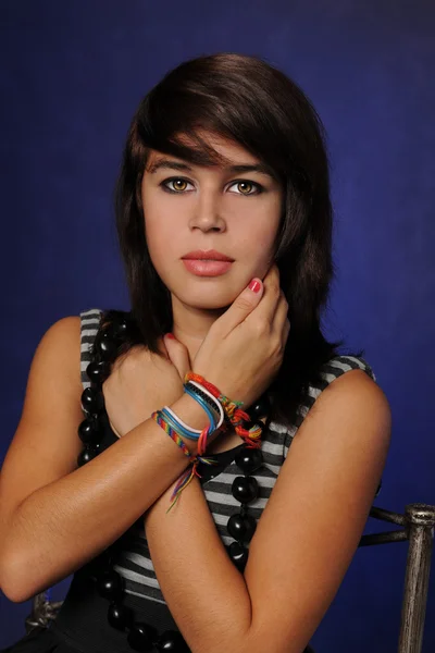 Retrato de adolescente hispânico — Fotografia de Stock