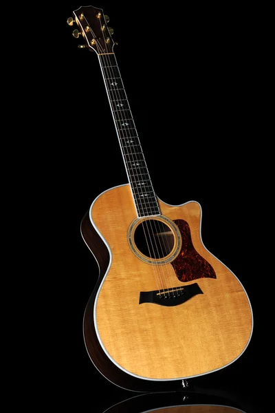 Acustic drewniana gitara — Zdjęcie stockowe