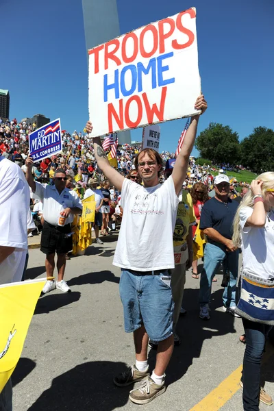 Tea Party мітингу в Санкт-Louis Міссурі — стокове фото