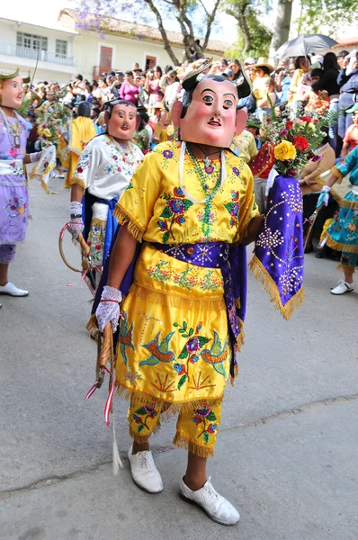 Dançarina de folclore em Andahuaylas, Peru — Fotografia de Stock
