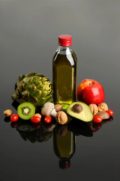 Vegatables owoców i oliwy z oliwek — Zdjęcie stockowe
