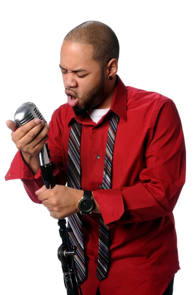 Afrikanisch-amerikanischer Mann singt — Stockfoto