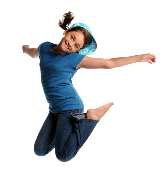 Junges Mädchen springt Stockfoto