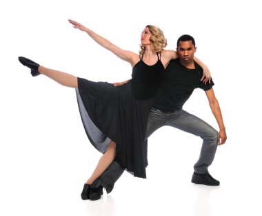 Dans eden kadın ve erkek