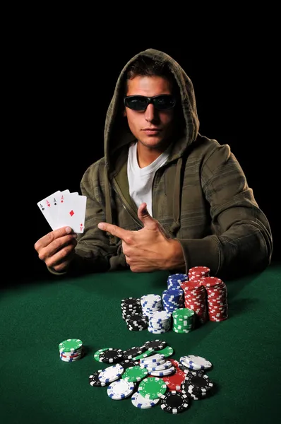 Pokerspeler met vier Azen — Stockfoto