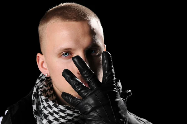 Hip hop man met gehandschoende hand — Stockfoto