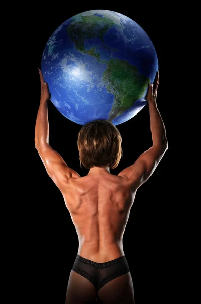 Kadın vücut geliştiricisi kaldırma earth — Stok fotoğraf