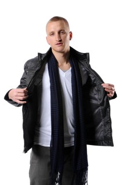 genç adam açılış ceket