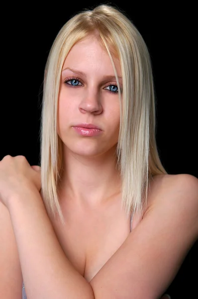 Porträtt av ung kvinna — Stockfoto