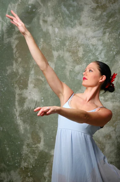 Bailarina realizando — Foto de Stock