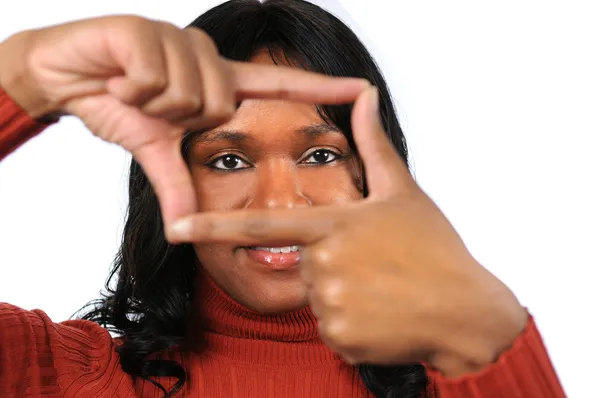 Frau schafft Rahmen mit Fingern — Stockfoto