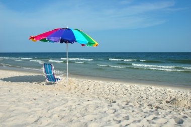 şemsiye ve sahil sandalye