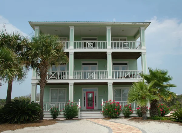 Vacation Beach House — Stock Photo, Image