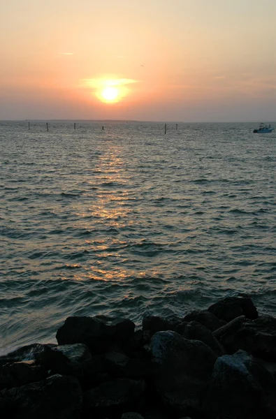 gün batımı ve sahil