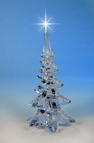 Kerstboom en ster — Stockfoto