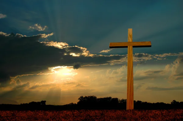 Cruz al atardecer — Foto de Stock