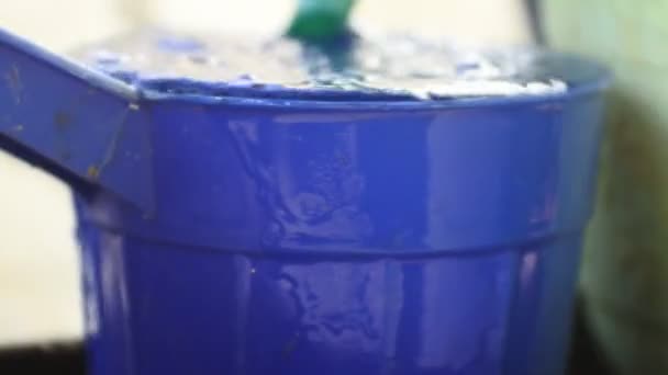 Water Spills Blue Bucket Video Full Does Fit Anymore Overload — Stockvideo