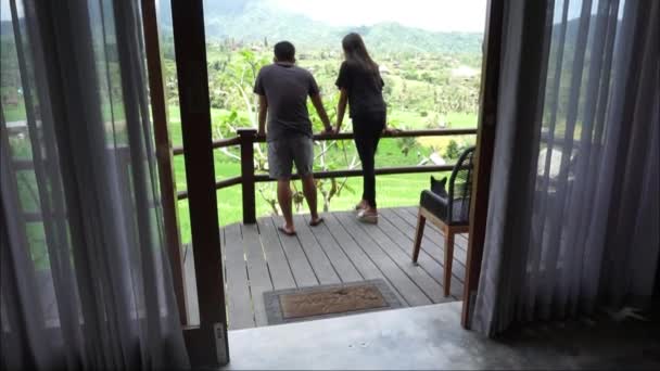 Husband Wife Dog Enjoying Beauty Rice Fields Hills Villa Karangasem — Vídeo de Stock