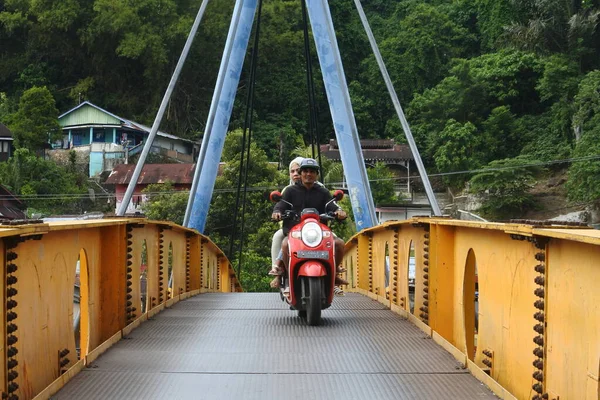 Nehri Padang Batı Sumatra Endonezya Bağlayan Köprü Mayıs 2022 Kısa — Stok fotoğraf