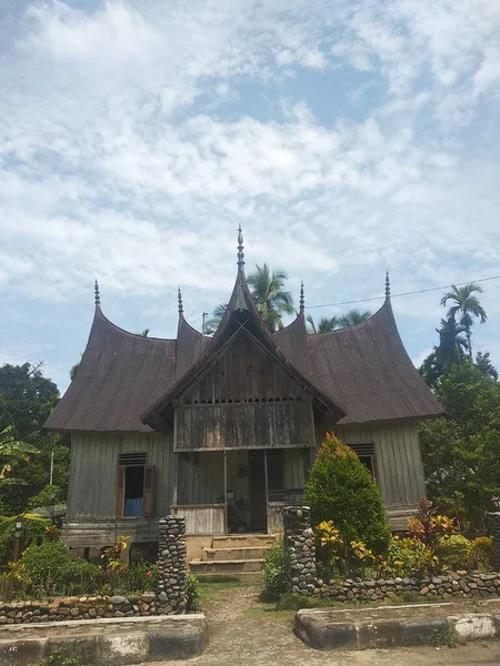 View Traditional House Minangkabau Tribal Rumah Gadang Sijunjung West Sumatra — Stok fotoğraf