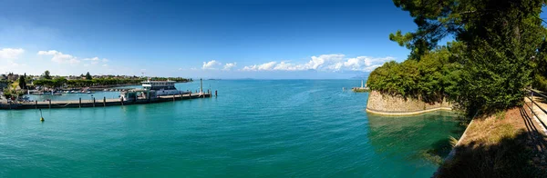 Peschiera Del Garda Italia Octubre 2021 Entrada Puerto Ciudad Italiana — Foto de Stock
