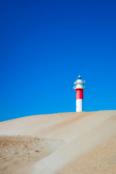 Fyr Sedd Från Sanddynerna Strand Solig Dag — Stockfoto
