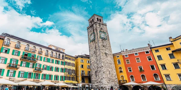Riva Del Garda Itália Setembro 2021 Ruas Coloridas Bela Cidade — Fotografia de Stock