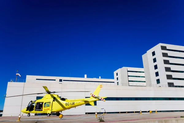 Valencia Spanyolország 2022 Február Kórház Valencia Heliportjának Mentő Helikopterei — Stock Fotó