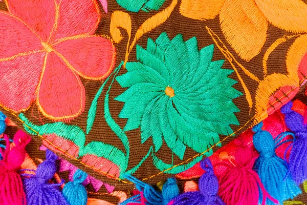 Embroidered Flower Design Colorful Threads Traditional Mexican Style Garment — Stock Photo, Image