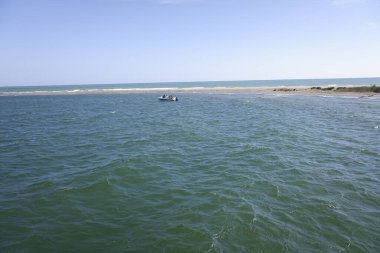 Ebro Nehri 'nin ağzında Akdeniz' e güçlü akıntılar var..