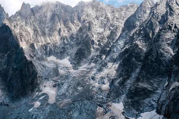 Espectacular Peñasco Montaña Entre Glaciares Los Alpes — Foto de Stock