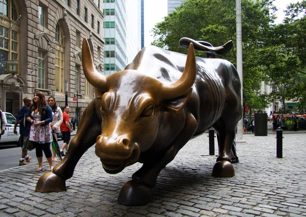Töltés bika, a new York-i Stock Kép