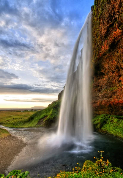 seljalandfoss şelale günbatımında HDR, İzlanda