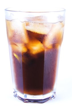Cuba libre alkollü içki, buz alkolsüz içecek kola