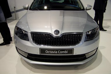 Skoda octavia 3. nesil uluslararası autosalon, 11 inci baskı ekranda brno