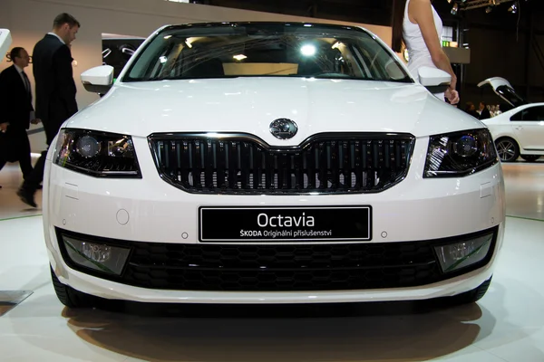 Skoda octavia 3. nesil uluslararası autosalon, 11 inci baskı ekranda brno — Stok fotoğraf