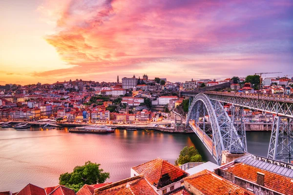 Luis Köprüsü Douro Nehri Ile Portekiz Nanılmaz Günbatımı Nda Porto — Stok fotoğraf