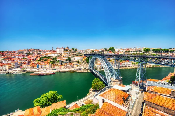 Portekiz Güneşli Bir Gününde Luis Köprüsü Douro Nehri Ile Porto — Stok fotoğraf