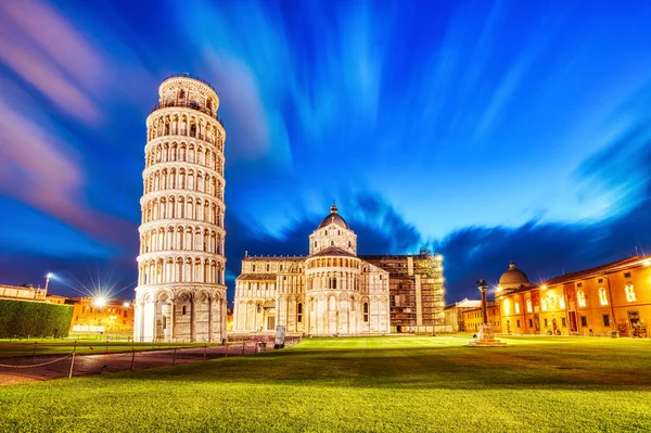 Piza Leaning Tower Torre Pisa Katedra Duomo Pisa Oświetlone Zmierzchu — Zdjęcie stockowe