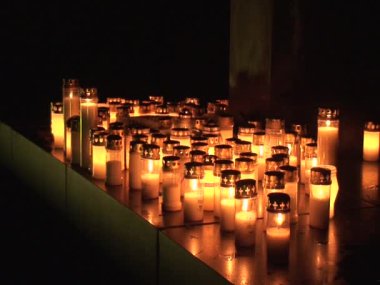 Mum ışığı açık havada 14