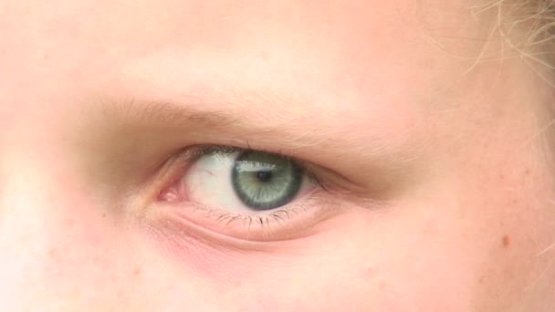 Дівчина очей 5 — стокове відео