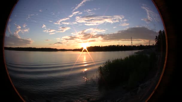 Vågor vid solnedgången 1 (del B) — Stockvideo