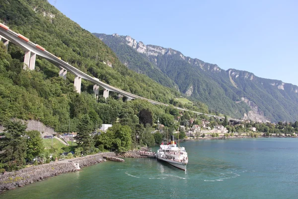 Montreux en el lago de Ginebra — Foto de Stock
