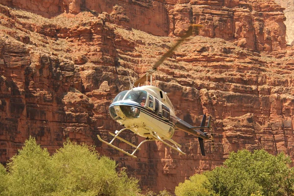 Helikopter rit in havasupai stam - grand canyon Rechtenvrije Stockfoto's