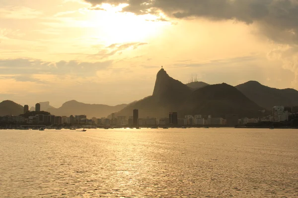 Estatua a Jesucristo en Río de Janeiro Brasil — Foto de Stock